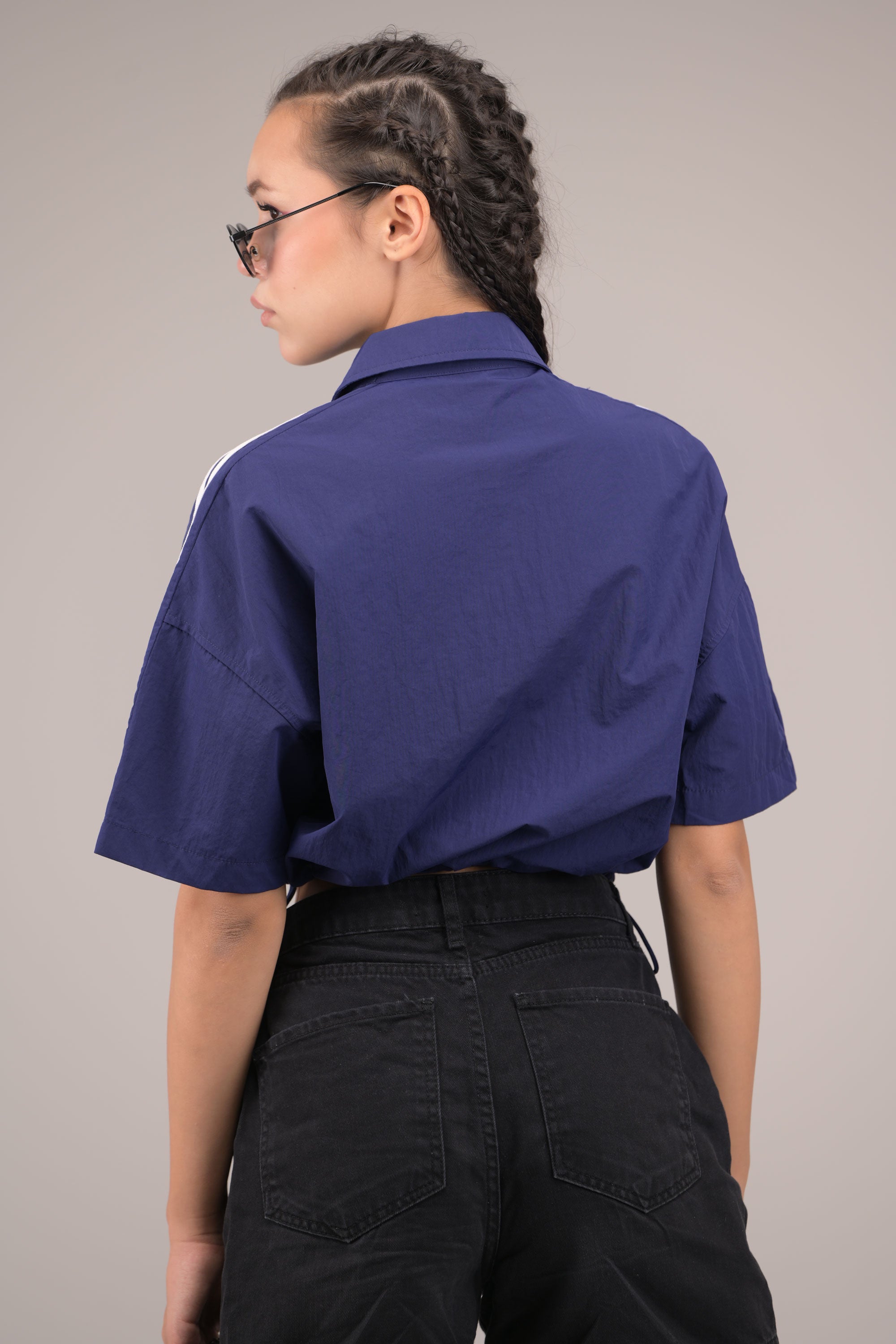 Sporty spice button - up