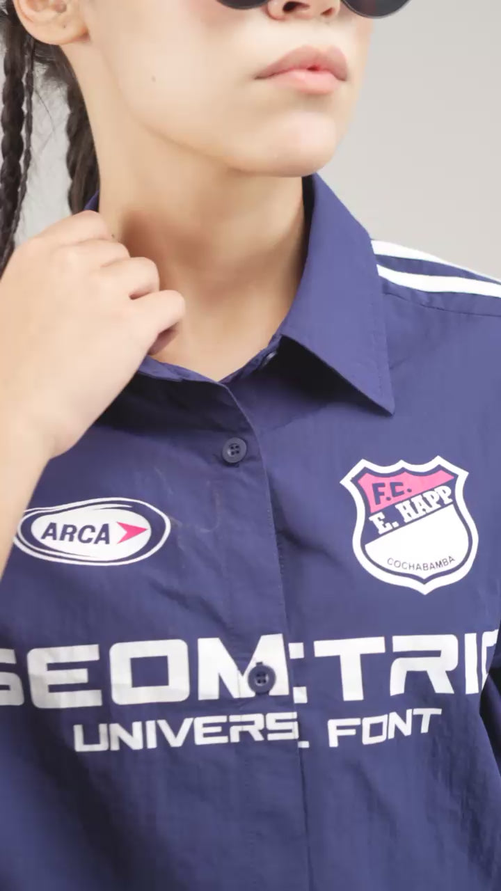 Sporty spice button - up